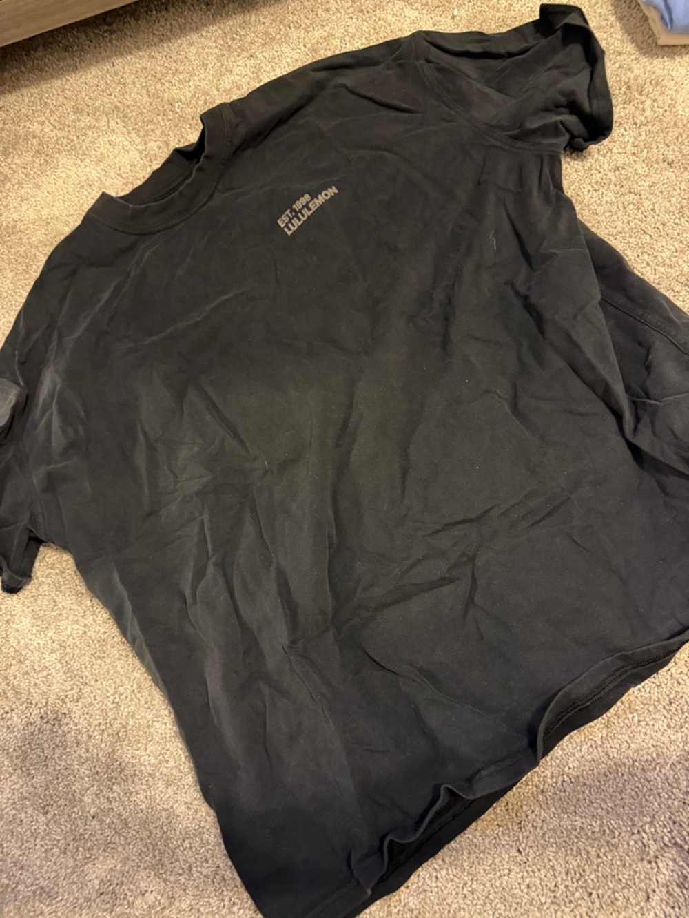 lululemon athletica Black Short Sleeve Crew Tee